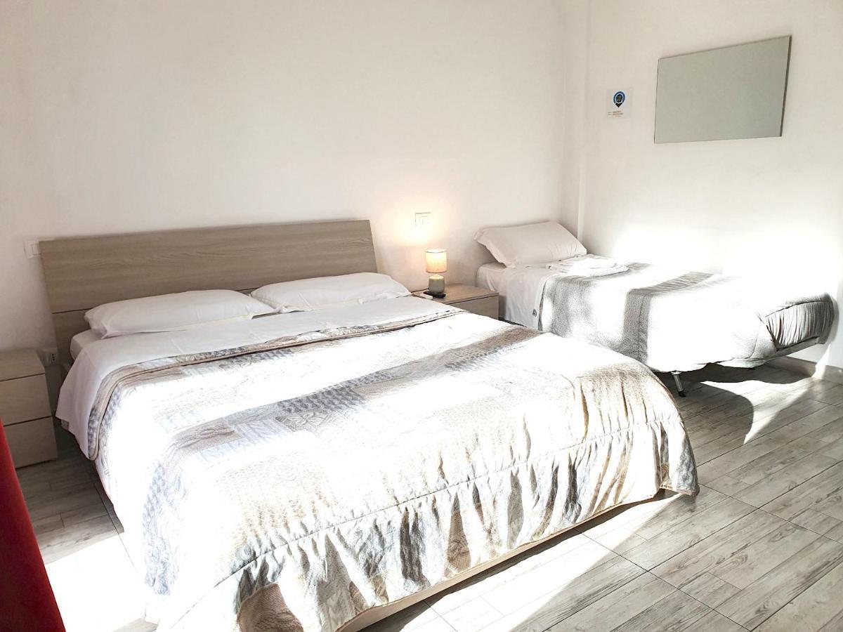 Savannah Charme Apartment ลาสเปเซีย ภายนอก รูปภาพ