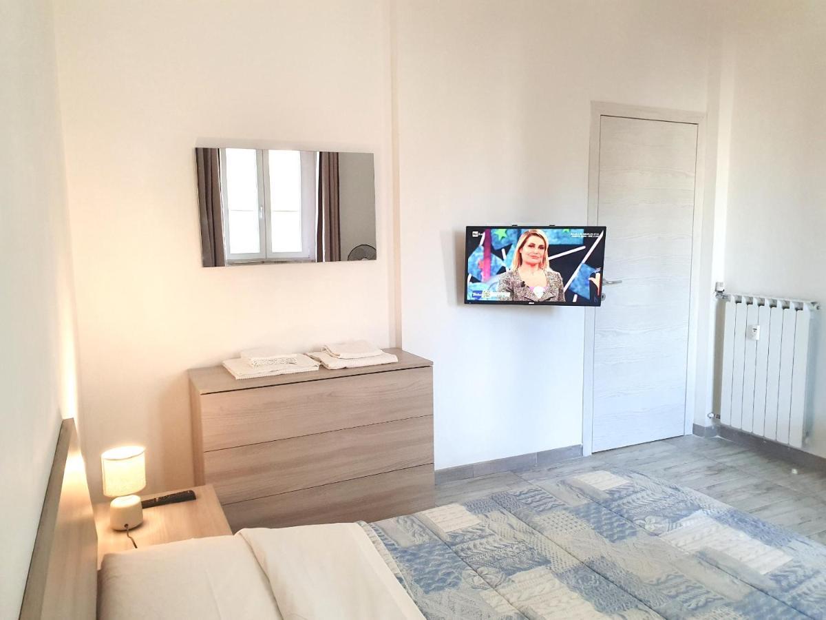 Savannah Charme Apartment ลาสเปเซีย ภายนอก รูปภาพ